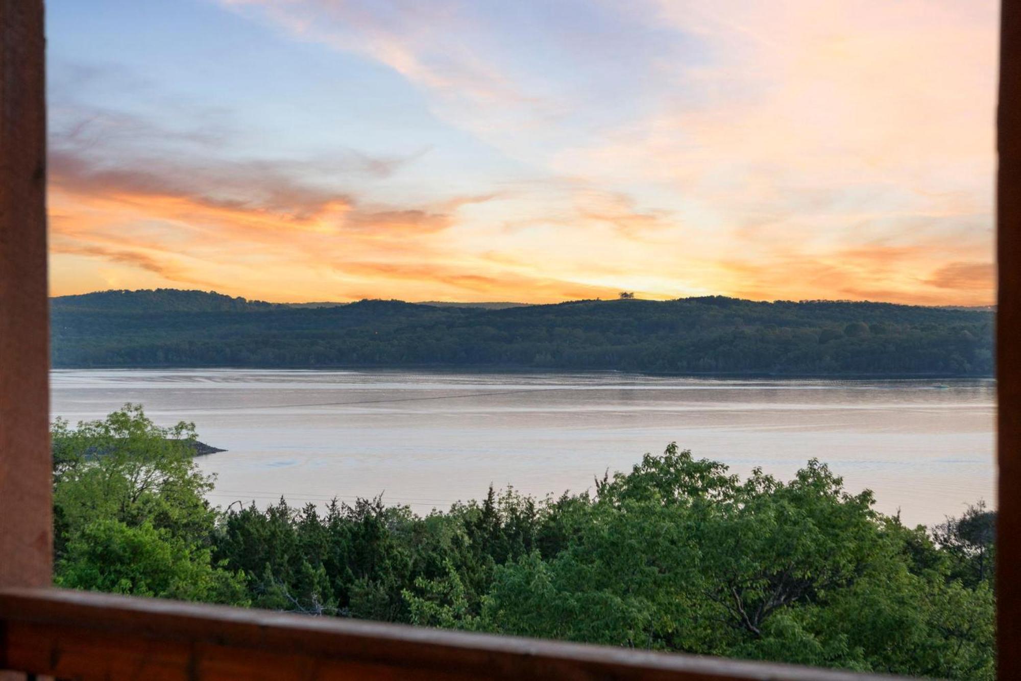 Chateau On The Cove Branson Exteriér fotografie